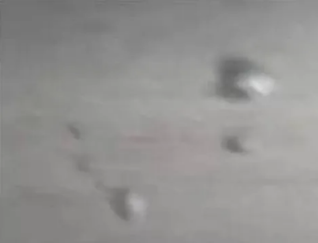 ?鑄件表面出現(xiàn)氣泡<div   id=