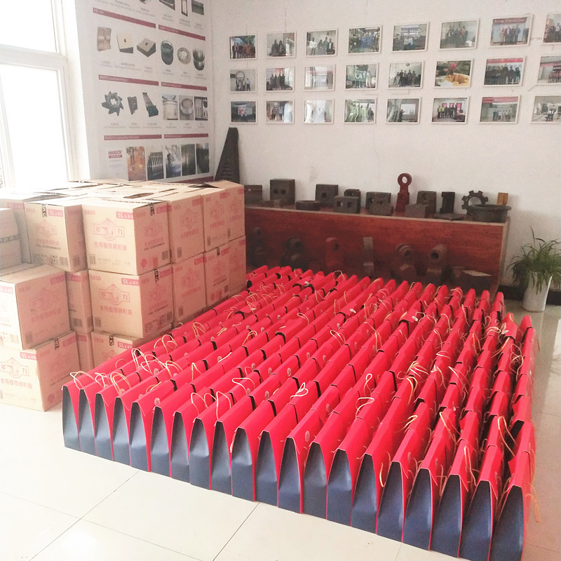 迎中秋，發(fā)禮品！洛陽(yáng)順祥祝大家中秋節(jié)快樂(lè)！